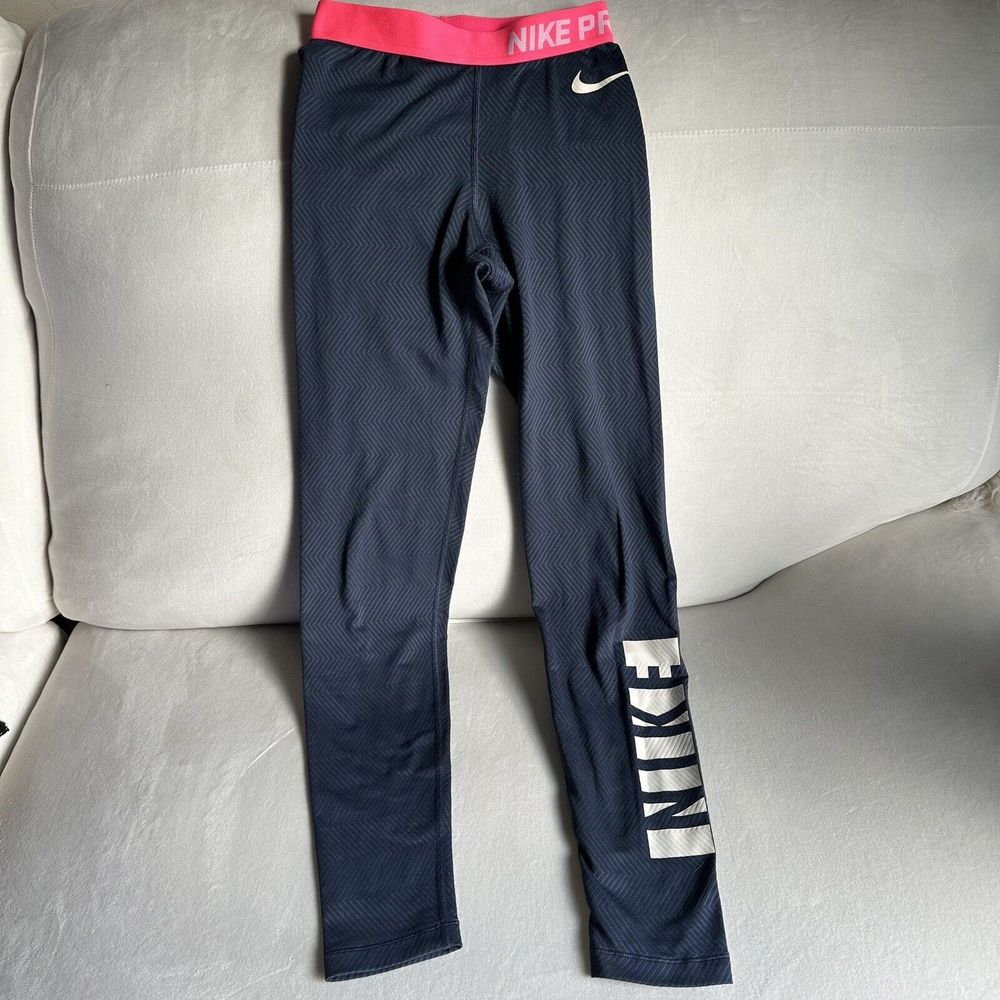 Nike Pro Size XS Womens Gray DriFit Training Performance Capri Leggings T490 B44